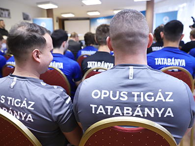 Az OPUS TIGÁZ Zrt. névadó szponzorként támogatja Tatabánya labdarúgó csapatát